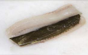 Wild cod filet with skin (boned)