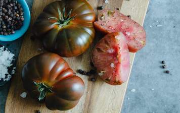 Tomaten Marmande schwarz